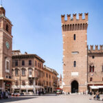 torre-dell-orologio-di-ferrara-e-torre-della-vittoria