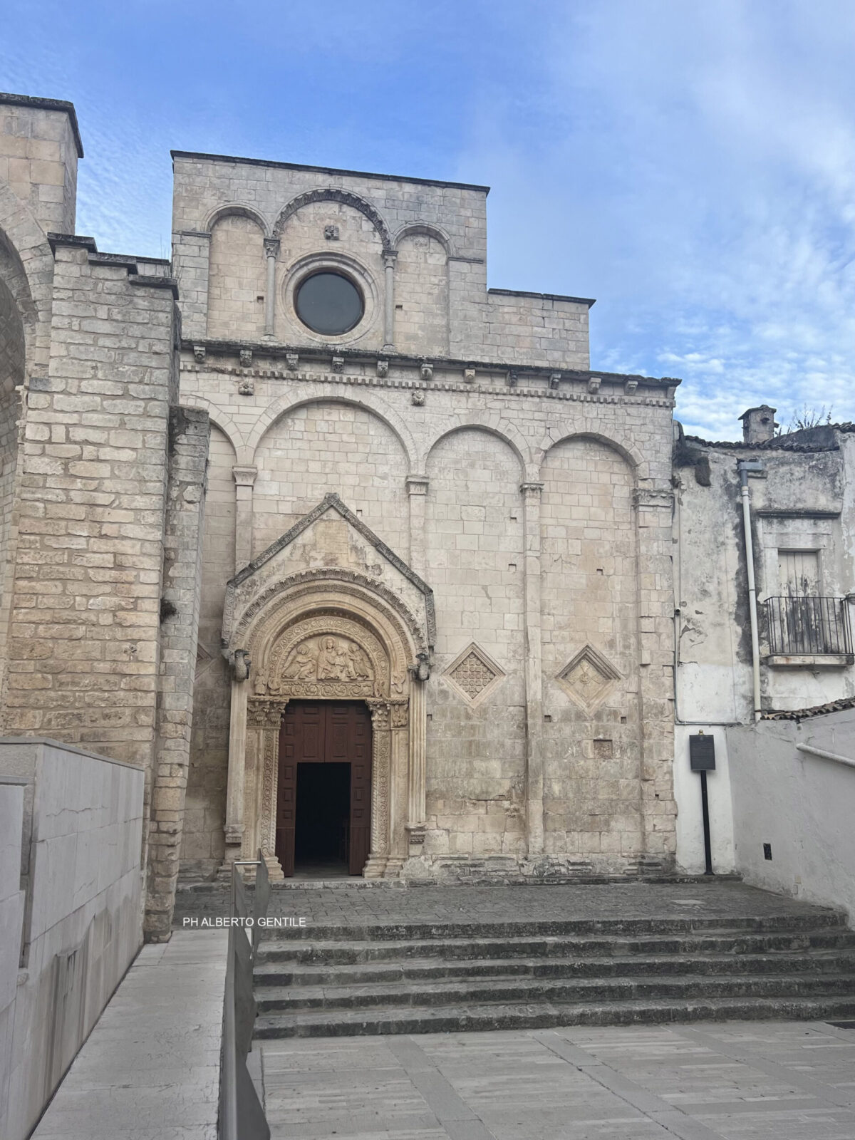 Facciata della chiesa di Santa Maria Maggiore